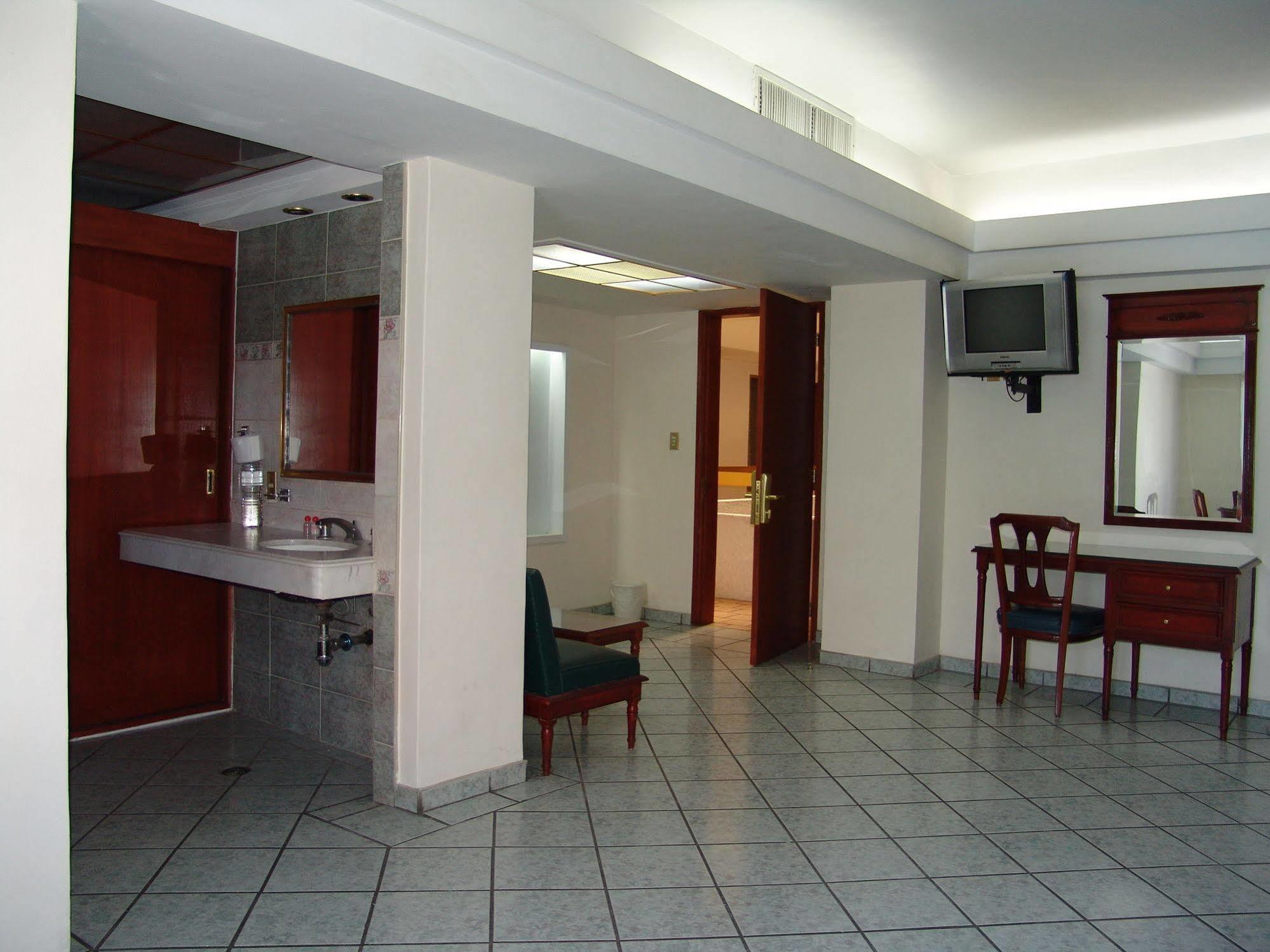 סן חואן דה לוס לאגוס Hotel Posada Arcos מראה חיצוני תמונה